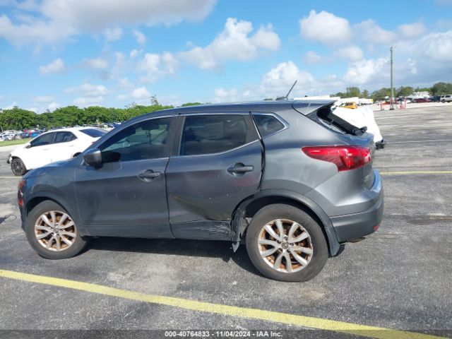 JN1BJ1CPXHW012222 Nissan Rogue Sport S