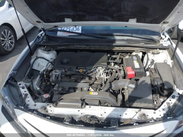 4T1B11HK2JU049157 Toyota CAMRY SE