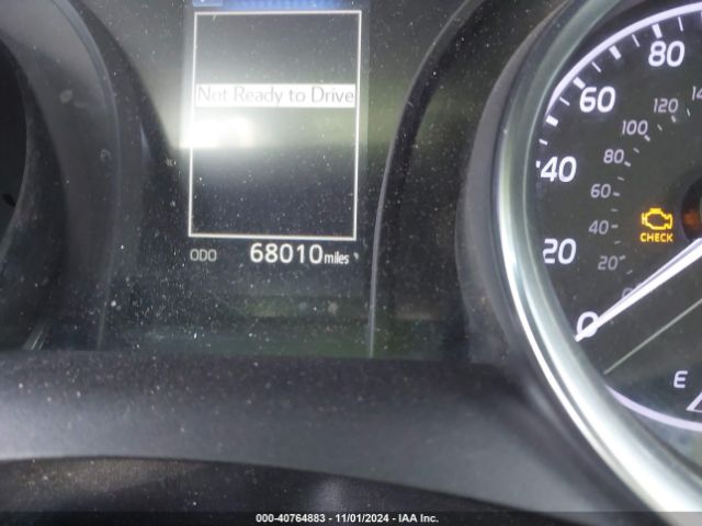 4T1B11HK2JU049157 Toyota CAMRY SE
