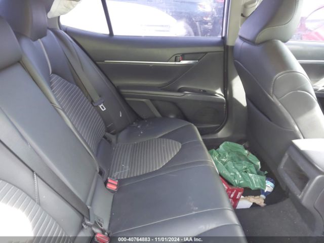 4T1B11HK2JU049157 Toyota CAMRY SE