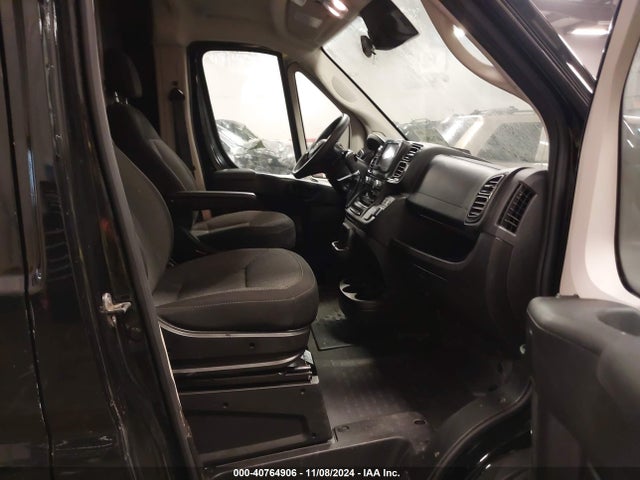 3C6LRVCGXNE120838 RAM Promaster 2500 High Roof 136 Wb