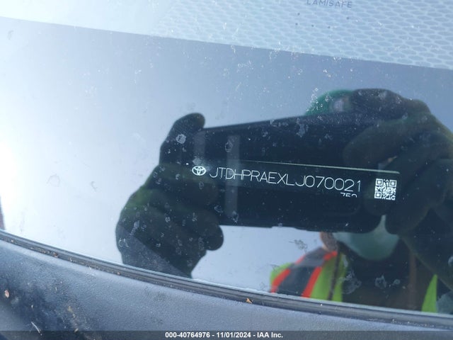 JTDHPRAEXLJ070021 Toyota COROLLA LE