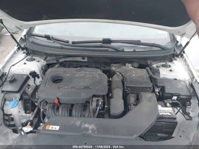 Hyundai SONATA SE 2017 5NPE24AF5HH552893 Image 10