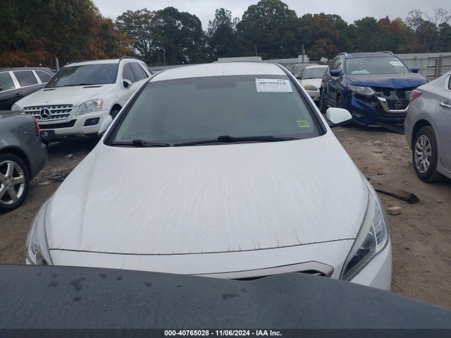 Hyundai SONATA SE 2017 5NPE24AF5HH552893 Image 12