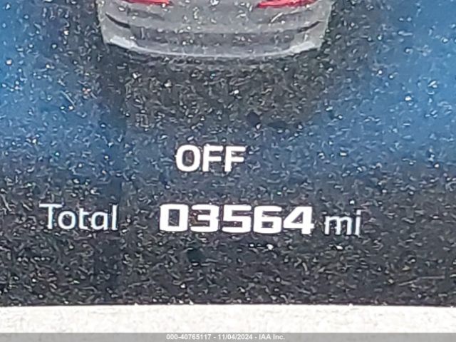 5UX33EU0XS9X32211 BMW X5 M60i