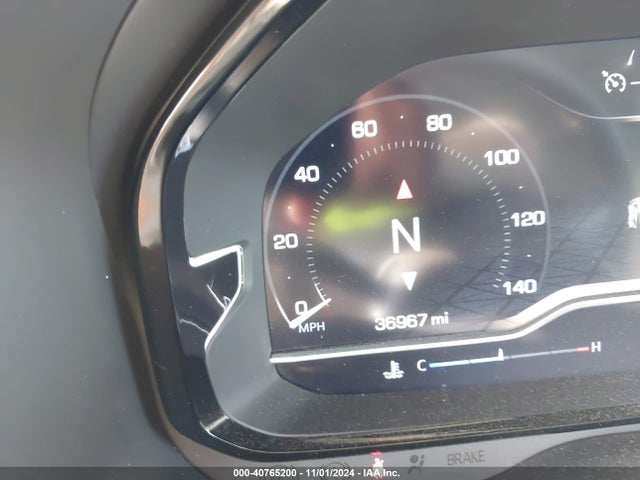 1GKS1DKLXNR354958 GMC Yukon 2wd Denali