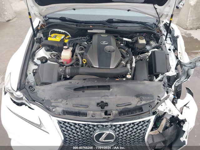 Lexus IS 200T 2016 JTHBA1D24G5031383 Image 10