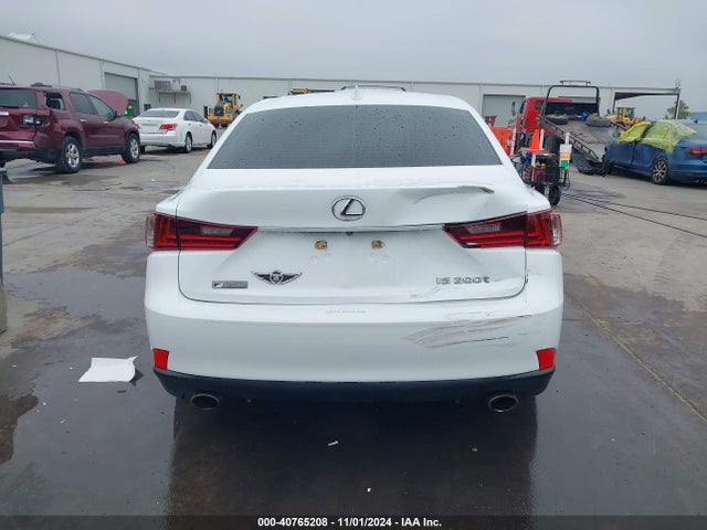 Lexus IS 200T 2016 JTHBA1D24G5031383 Image 16