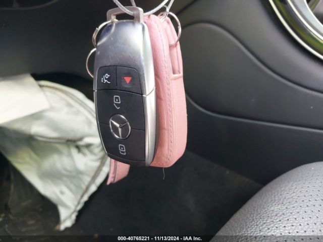 W1N0G8DB3MF927737 Mercedes-Benz Glc 300 Suv