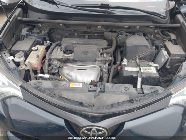 JTMJFREV6JJ733886 Toyota RAV4 SE