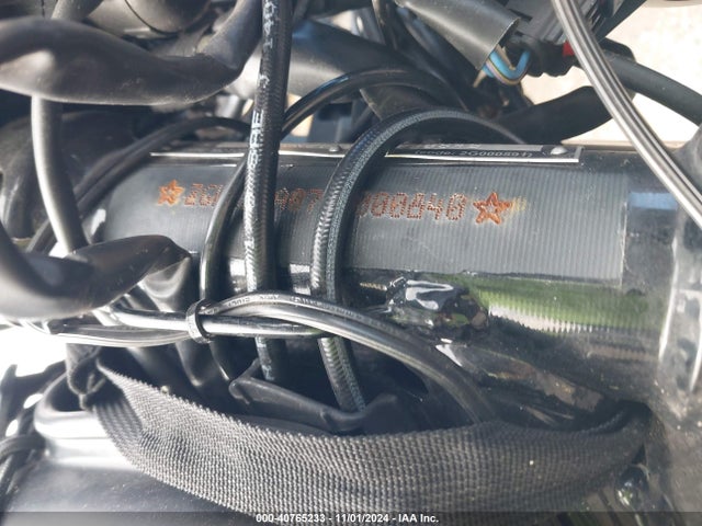 2022 MOTO GUZZI V7 ZGUKZUA07NM000840 Photo 9