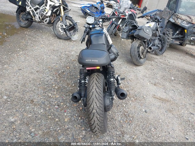 2022 MOTO GUZZI V7 ZGUKZUA07NM000840 Photo 5