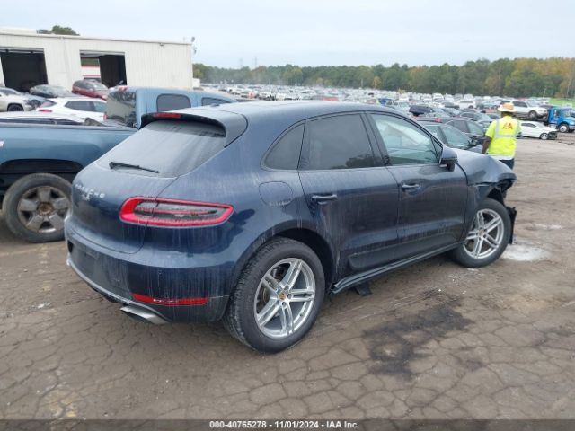 2017 PORSCHE MACAN WP1AA2A59HLB82541 Photo 3