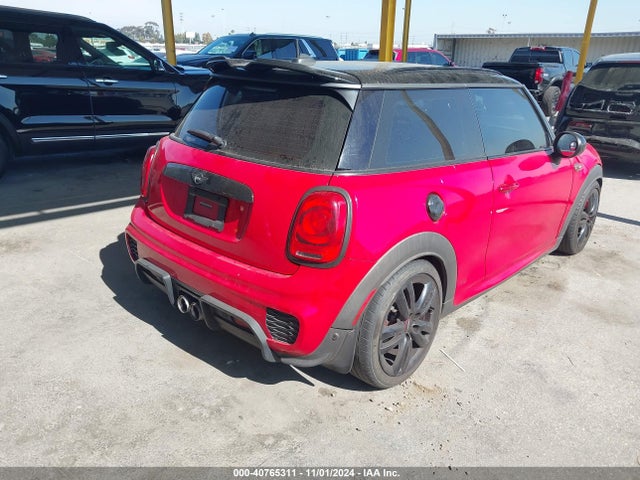 2018 MINI HARDTOP WMWXM9C53J2G49621 Photo 3