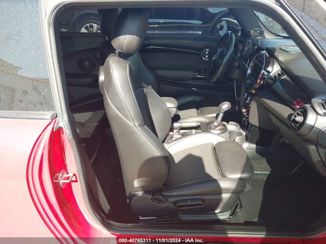 2018 MINI HARDTOP WMWXM9C53J2G49621 Photo 4