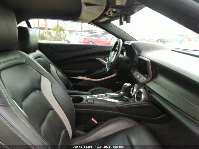 Chevrolet Camaro 2lt 2017 1G1FD3DS9H0102431 Image 5
