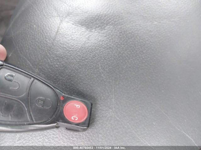 2004 MERCEDES-BENZ SL-CLASS WDBSK75FX4F072074 Photo 10