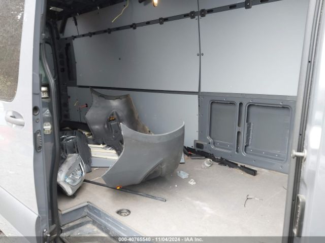 W1W5EDHY8NT095717 Mercedes-Benz Sprinter 3500 High Roof V6