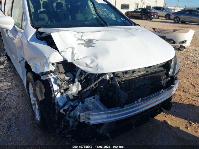 2C4RC1FG9JR280064 Chrysler Pacifica Touring Plus