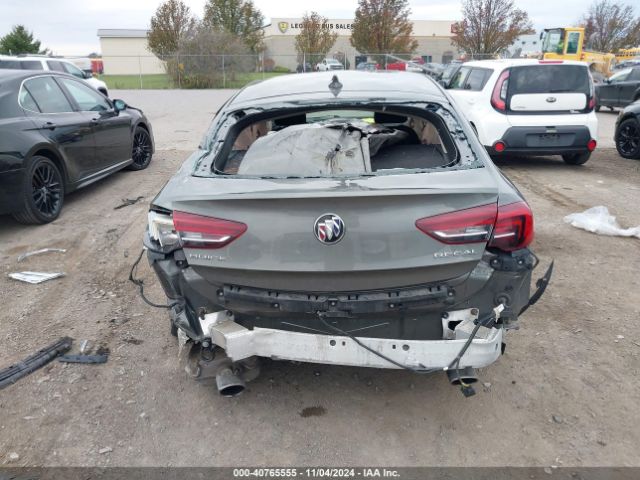 W04GL6SX4J1096093 Buick Regal Sportback Preferred