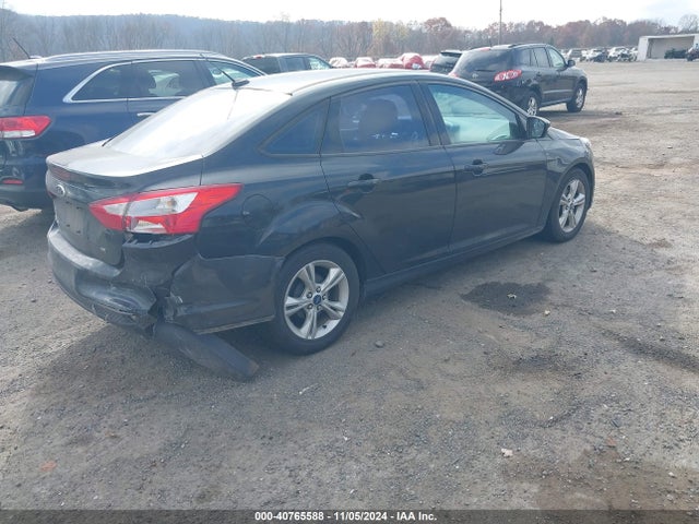 Ford FOCUS SE 2014 1FADP3F2XEL221298 Image 4