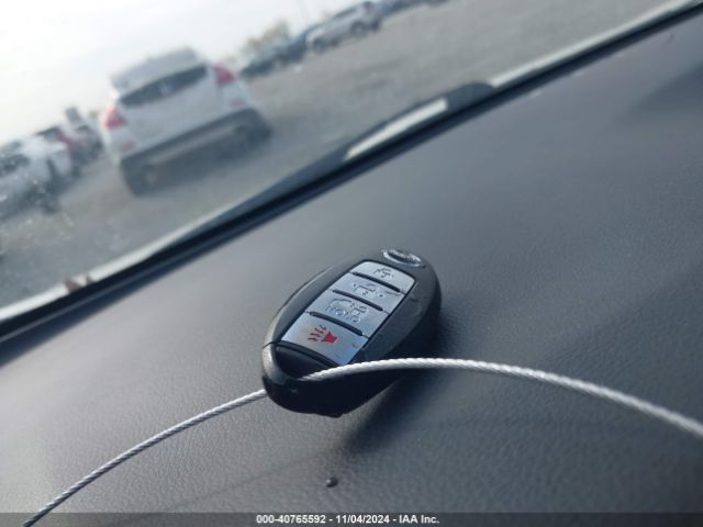 1N4AZ1CP0JC317680 Nissan LEAF S