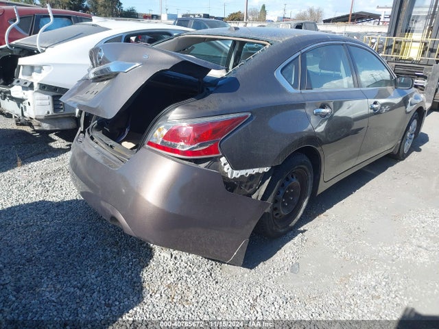 Nissan Altima 2.5 S 2015 1N4AL3APXFN324793 Image 4