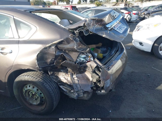 Nissan Altima 2.5 S 2015 1N4AL3APXFN324793 Image 6