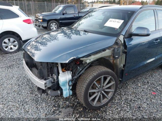 WA1GCCFS2HR007064 Audi Q3 2.0t Premium