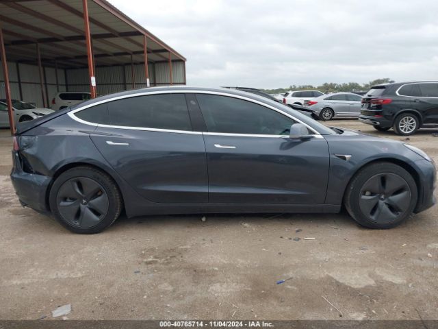 5YJ3E1EB5KF510122 Tesla Model 3 Long Range/performance