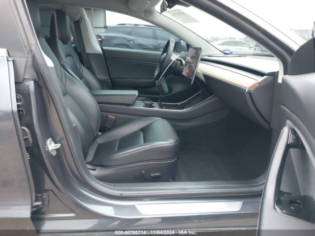 5YJ3E1EB5KF510122 Tesla Model 3 Long Range/performance