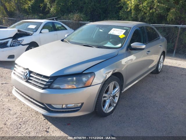 1VWCT7A34EC071095 Volkswagen Passat 1.8t Sel Premium