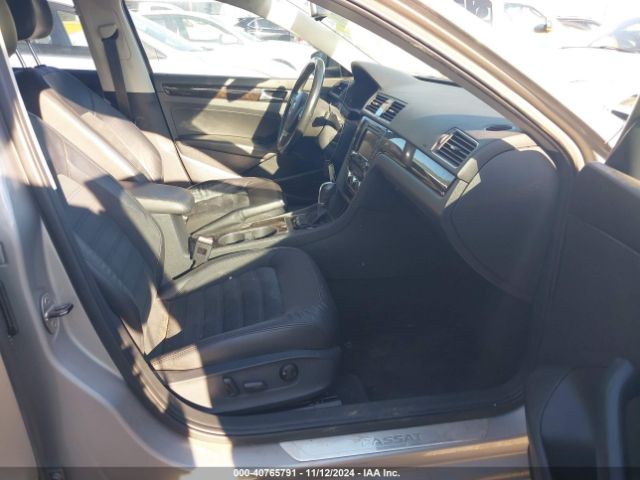 1VWCT7A34EC071095 Volkswagen Passat 1.8t Sel Premium