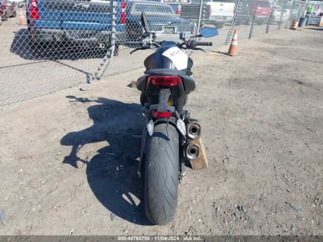 2021 DUCATI MONSTER ZDMMAMDT7MB002627 Photo 5