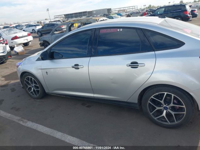 1FADP3H20HL295881 Ford FOCUS SEL