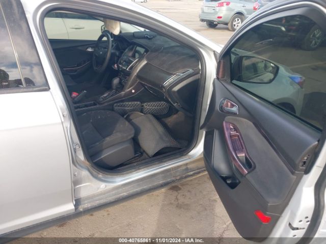 1FADP3H20HL295881 Ford FOCUS SEL