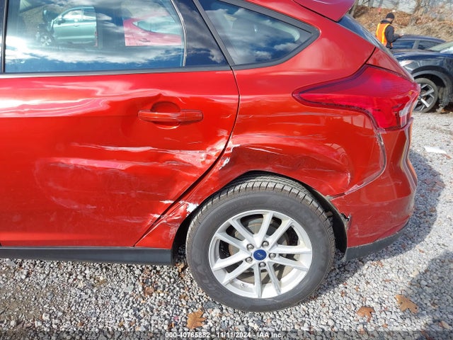 Ford FOCUS SE 2018 1FADP3K2XJL310076 Image 6