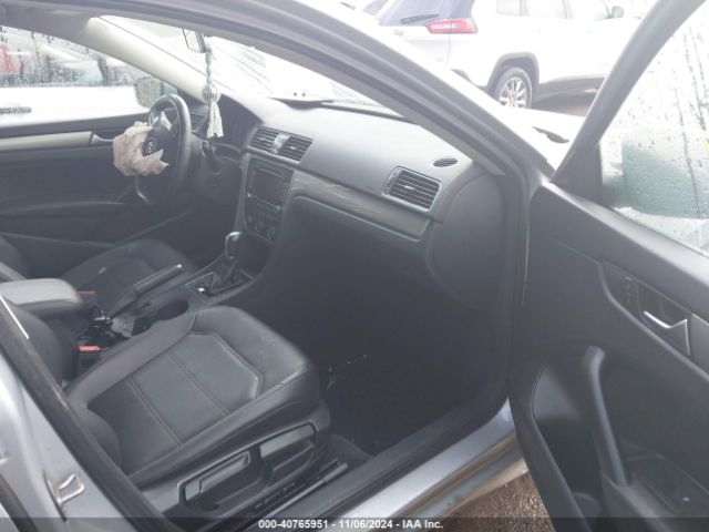 1VWAS7A38FC122514 Volkswagen Passat 1.8t Limited Edition