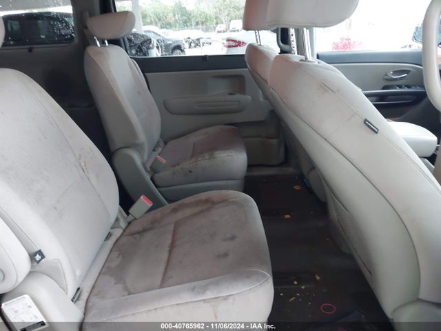 KIA SEDONA LX 2016 KNDMB5C12G6148879 Image 8