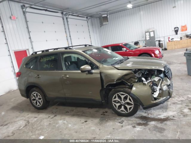 JF2SKACC7RH408512 Subaru Forester Premium