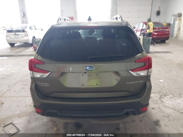 JF2SKACC7RH408512 Subaru Forester Premium