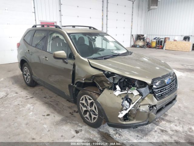 JF2SKACC7RH408512 Subaru Forester Premium