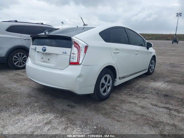 Toyota Prius 2015 JTDKN3DUXF0447744 Image 4