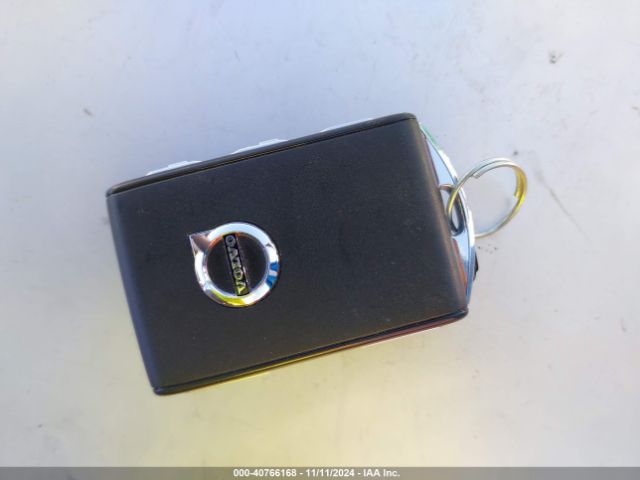YV4L12RK6R1829167 Volvo Xc60 B5 Core Dark Theme