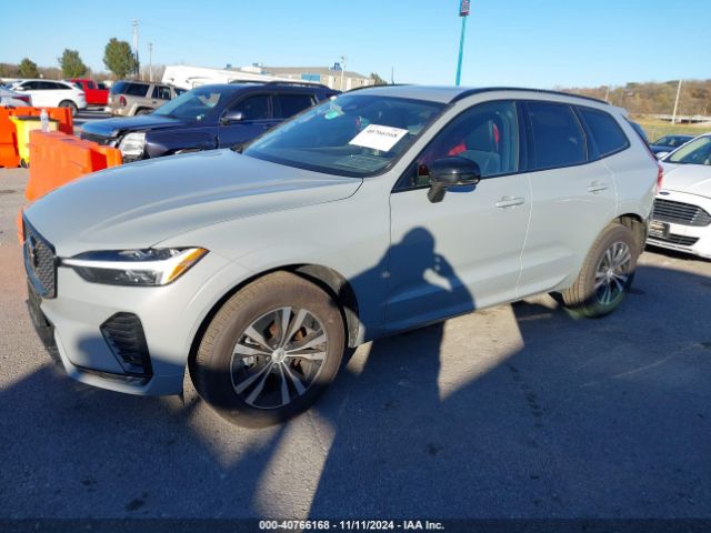 YV4L12RK6R1829167 Volvo Xc60 B5 Core Dark Theme