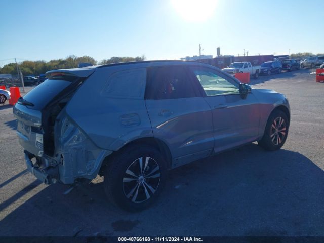 YV4L12RK6R1829167 Volvo Xc60 B5 Core Dark Theme