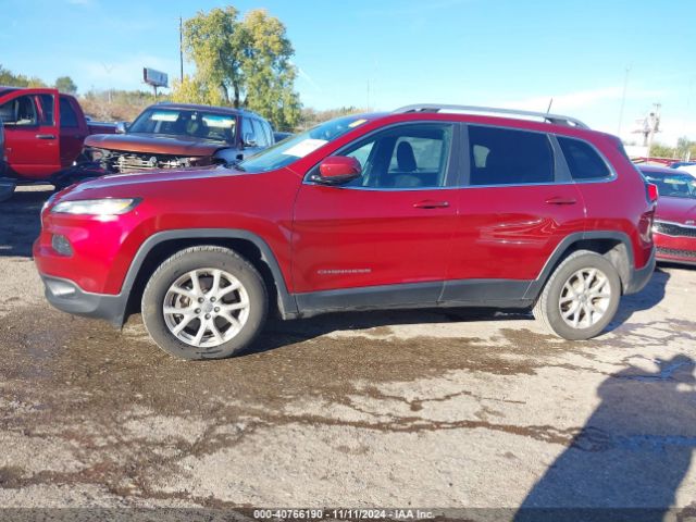 1C4PJLCS0HW507290 Jeep Cherokee Latitude Fwd