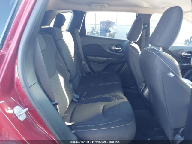 1C4PJLCS0HW507290 Jeep Cherokee Latitude Fwd