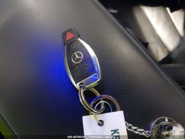 WDDUG8FB9EA056305 Mercedes-Benz S 550 4matic
