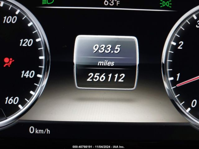 WDDUG8FB9EA056305 Mercedes-Benz S 550 4matic